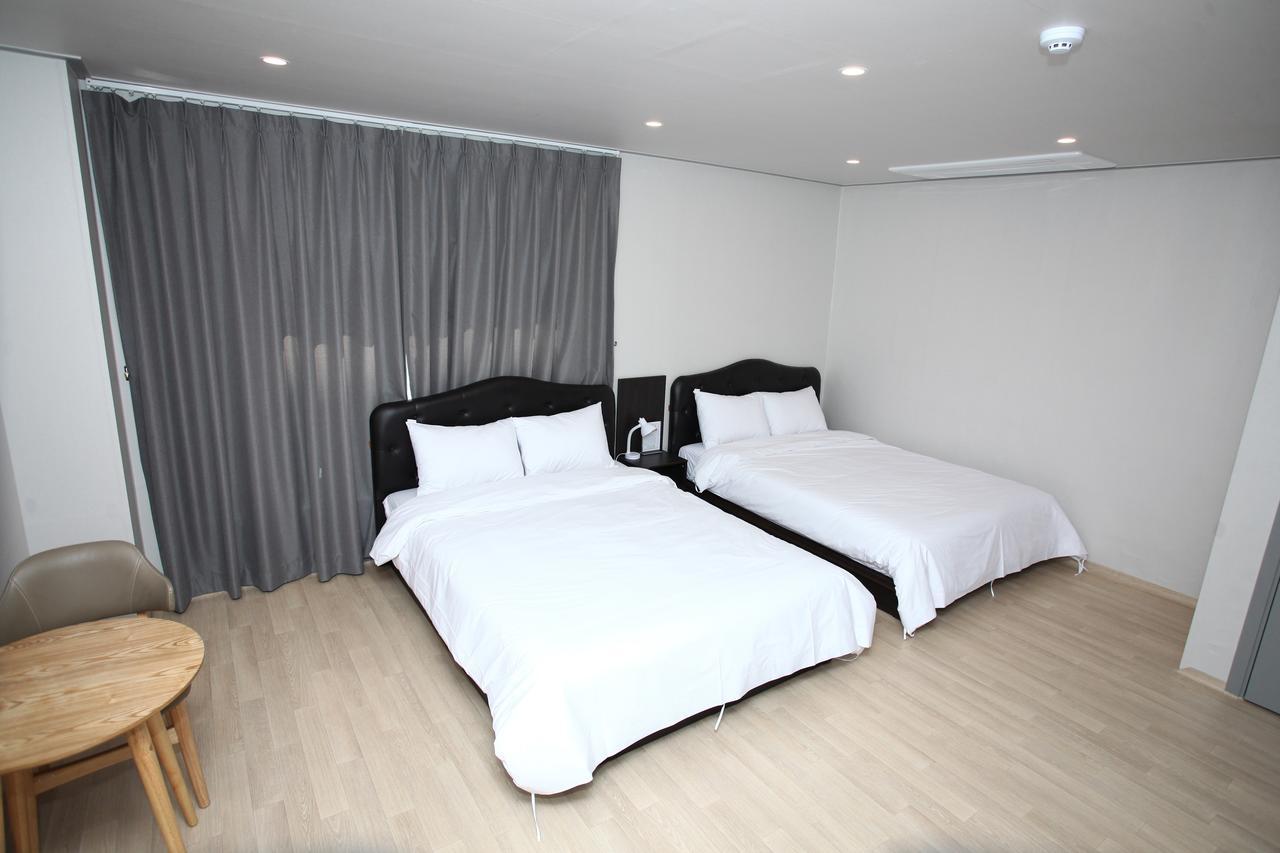 Hotel R Gangneung Room photo