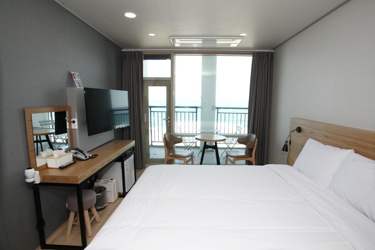 Hotel R Gangneung Room photo