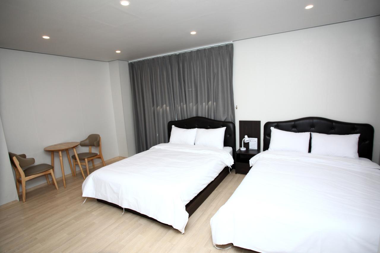 Hotel R Gangneung Room photo